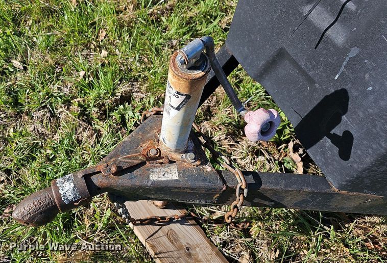 image for item EJ6280 Seal coat trailer