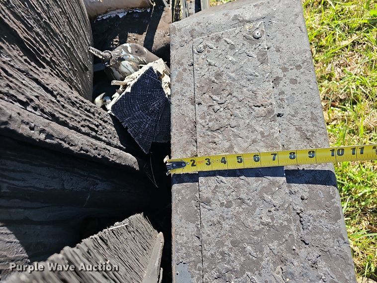 image for item EJ6280 Seal coat trailer