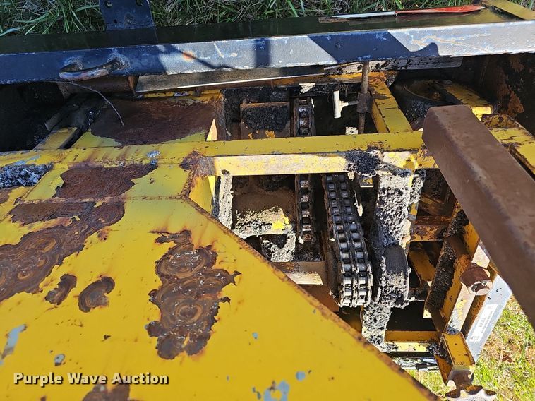 image for item EJ6282 Etnyre CP125 curb machine