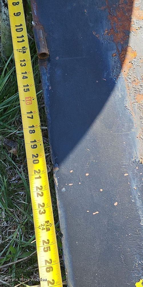 image for item EJ6282 Etnyre CP125 curb machine