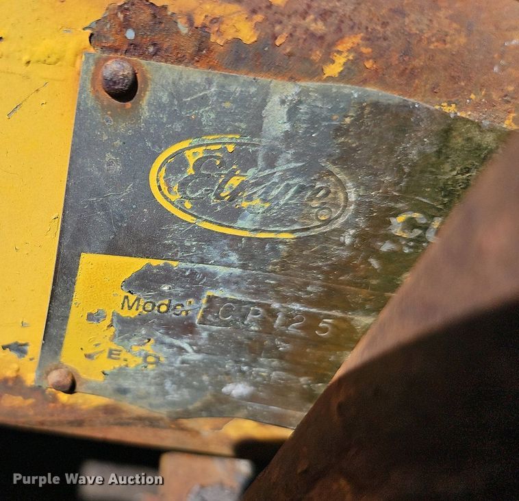 image for item EJ6282 Etnyre CP125 curb machine