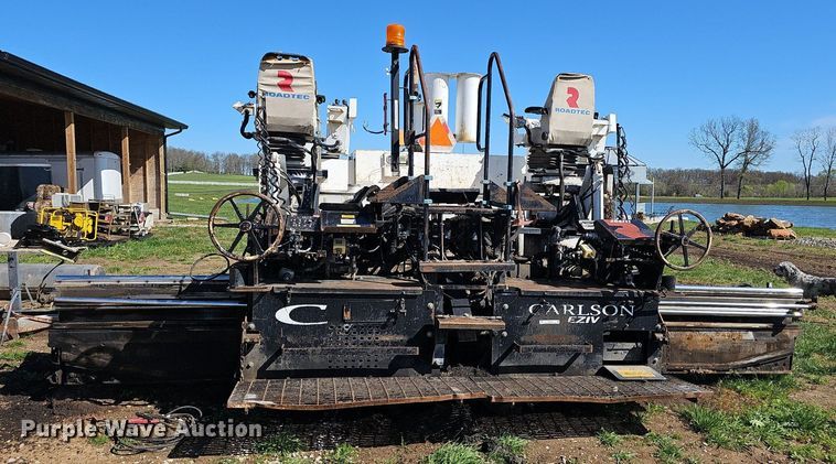 image for item EJ6283 2011 Roadtec RP195 paver