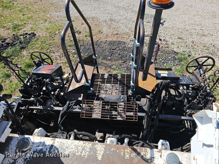 image for item EJ6283 2011 Roadtec RP195 paver