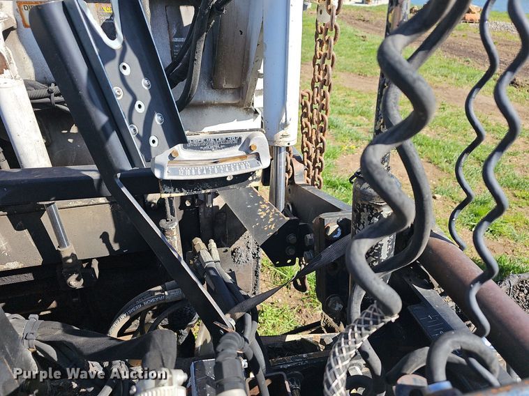 image for item EJ6283 2011 Roadtec RP195 paver