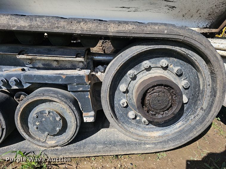 image for item EJ6283 2011 Roadtec RP195 paver