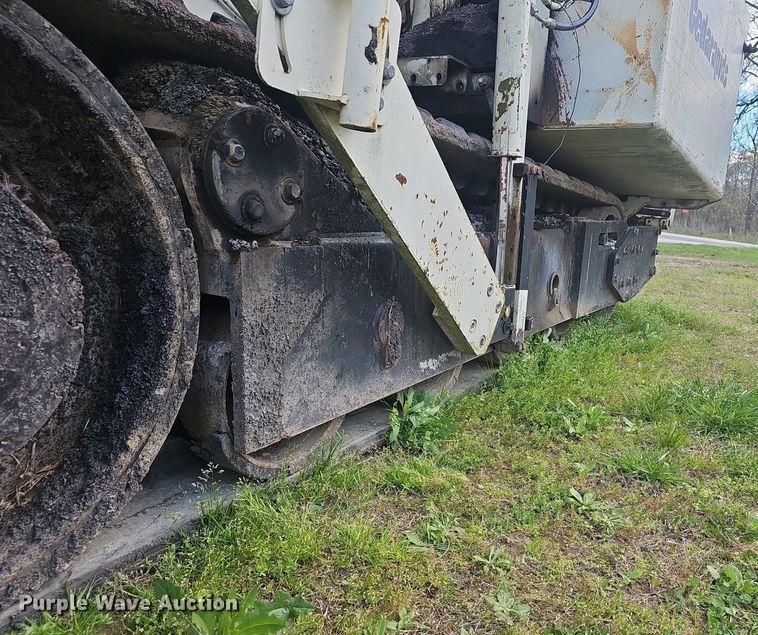 image for item EJ6284 2001 Cedar Rapids  CR361R paver