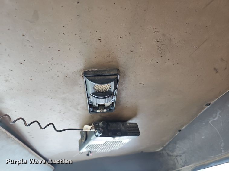 image for item EJ6288 1993 International 8100  dump truck