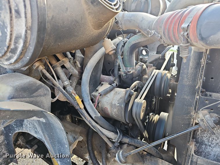 image for item EJ6288 1993 International 8100  dump truck