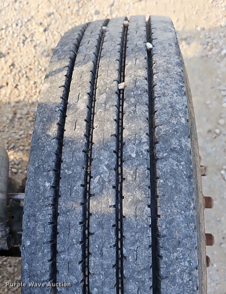 image for item EJ6288 1993 International 8100  dump truck