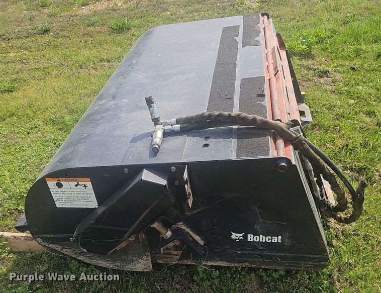 image for item EJ6292 2008 Bobcat  72 Sweeper skid steer sweeper