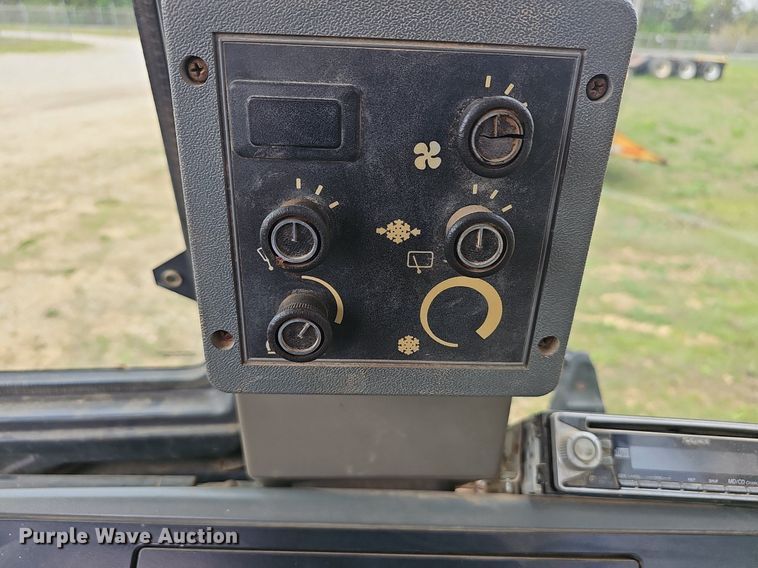 image for item EJ6295 1997 Case  580 Super L backhoe