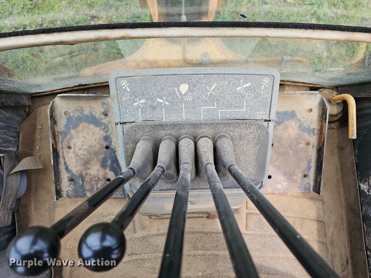 image for item EJ6295 1997 Case  580 Super L backhoe