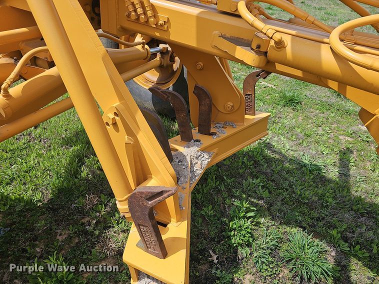 image for item EJ6296 1981 Champion  710 motor grader