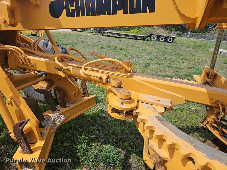 image for item EJ6296 1981 Champion  710 motor grader