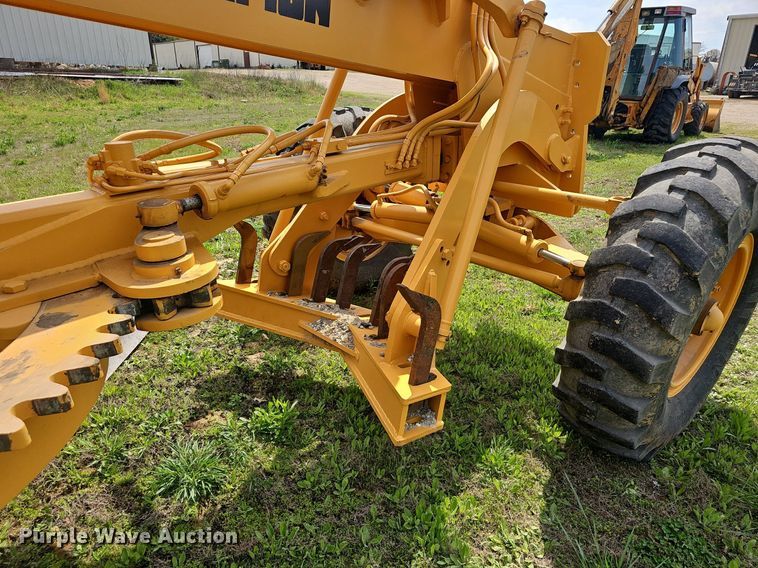 image for item EJ6296 1981 Champion  710 motor grader