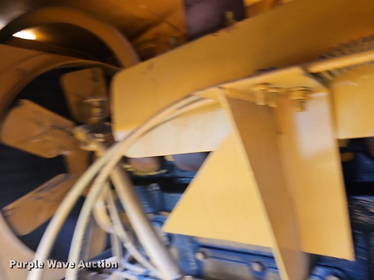 image for item EJ6296 1981 Champion  710 motor grader