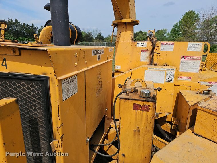 image for item EJ6297 1996 Bandit 250 XP wood chipper