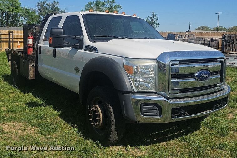 image for item EJ6304 2014 Ford F550 Super Duty flatbed truck