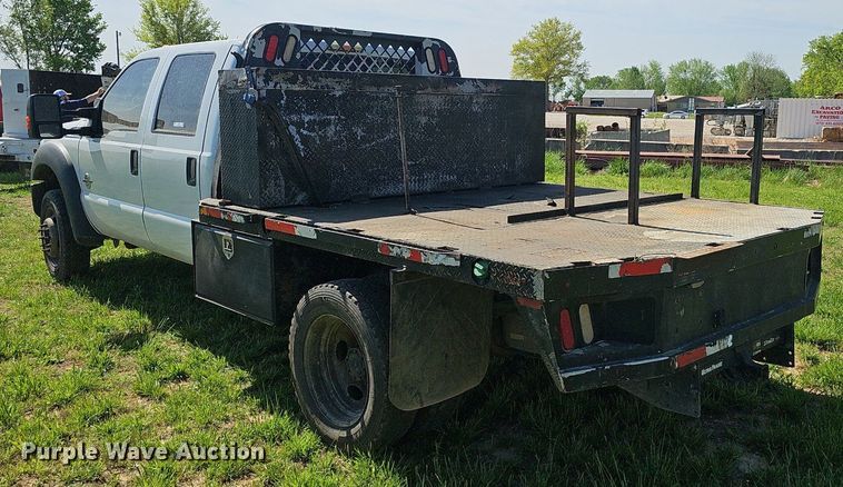 image for item EJ6304 2014 Ford F550 Super Duty flatbed truck