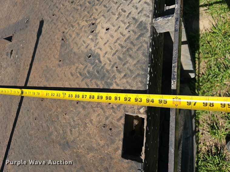 image for item EJ6304 2014 Ford F550 Super Duty flatbed truck