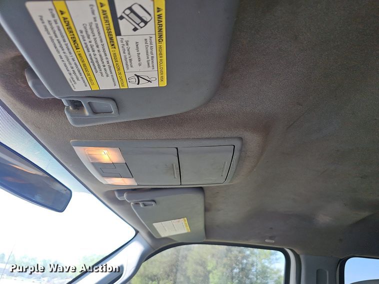 image for item EJ6304 2014 Ford F550 Super Duty flatbed truck