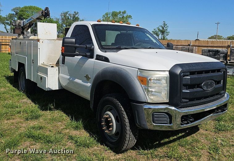image for item EJ6305 2011 Ford  F550 Super Duty utility / service truck