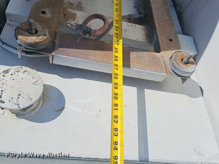 image for item EJ6305 2011 Ford  F550 Super Duty utility / service truck