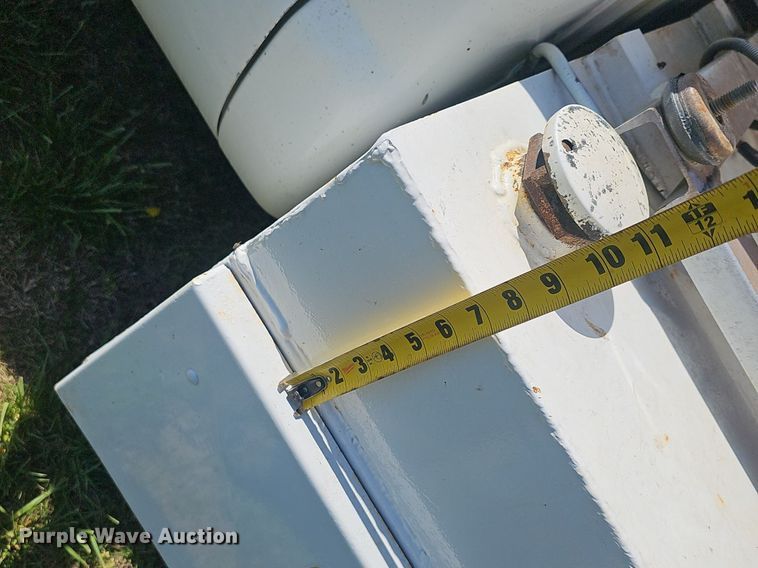 image for item EJ6305 2011 Ford  F550 Super Duty utility / service truck