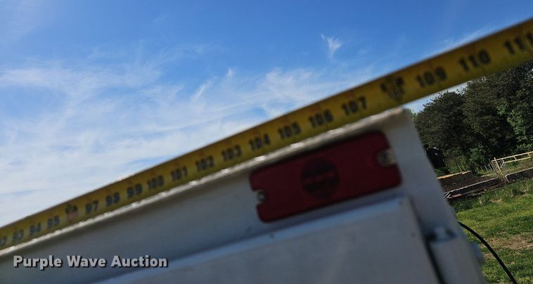 image for item EJ6305 2011 Ford  F550 Super Duty utility / service truck