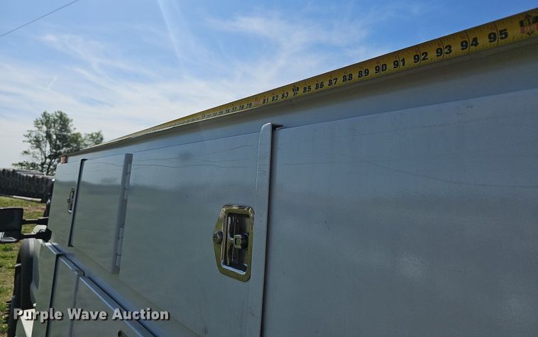 image for item EJ6305 2011 Ford  F550 Super Duty utility / service truck