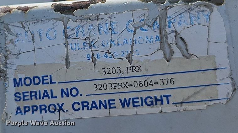 image for item EJ6305 2011 Ford  F550 Super Duty utility / service truck