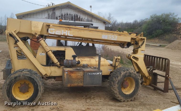 image for item EJ7857 1993 Gehl 553 telehandler