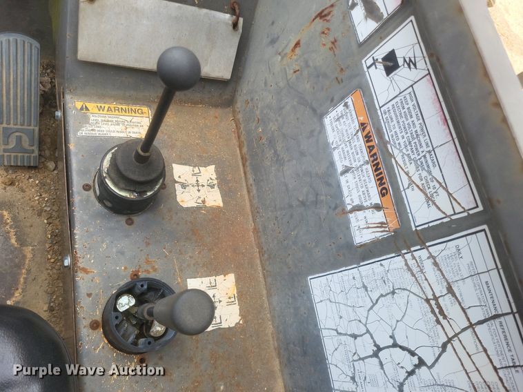 image for item EJ7857 1993 Gehl 553 telehandler