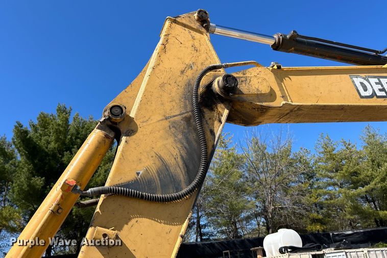image for item EK4395 2007 John Deere 75C excavator