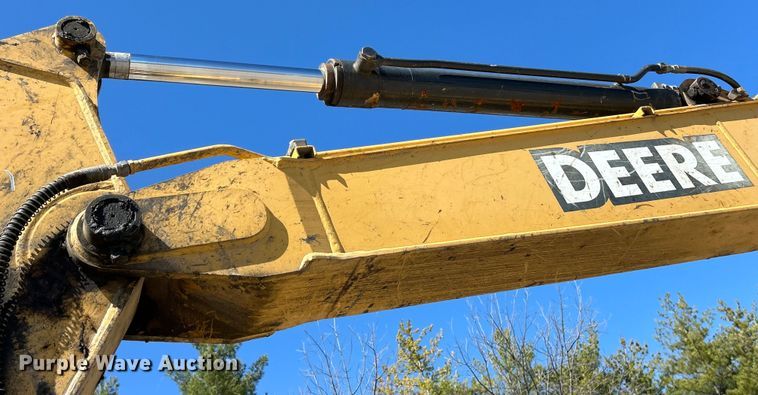 image for item EK4395 2007 John Deere 75C excavator