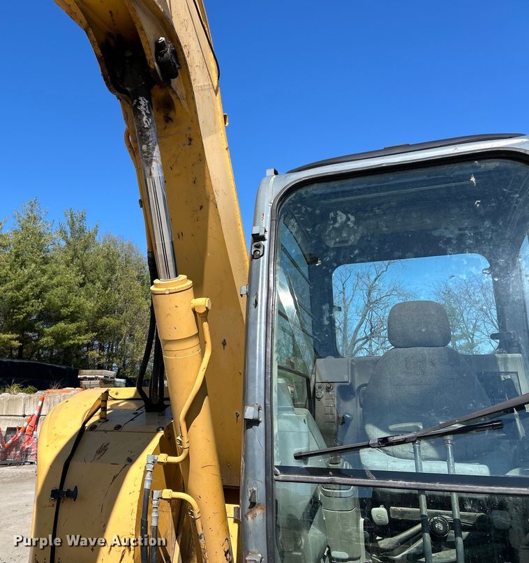 image for item EK4395 2007 John Deere 75C excavator