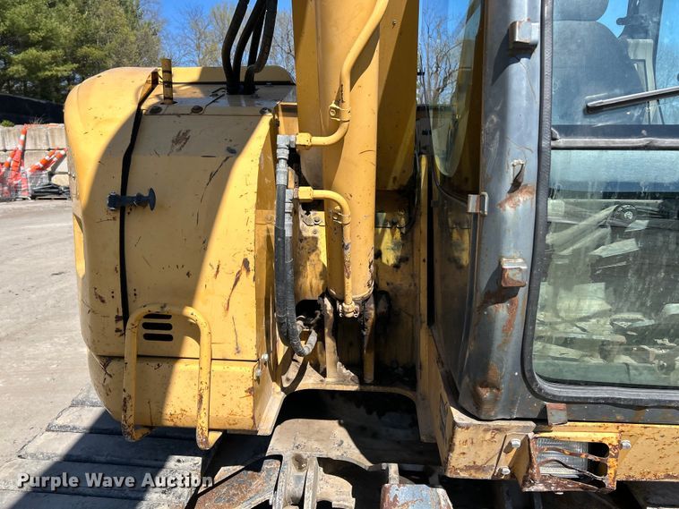 image for item EK4395 2007 John Deere 75C excavator