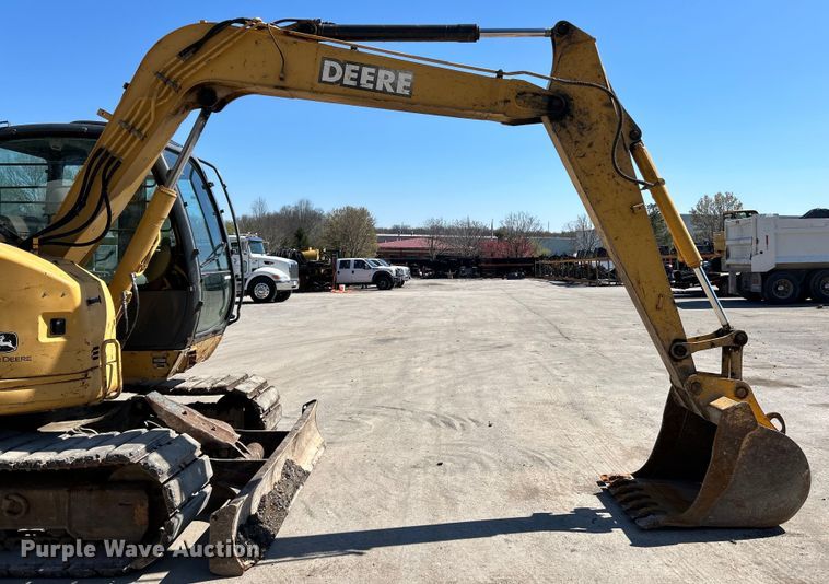 image for item EK4395 2007 John Deere 75C excavator
