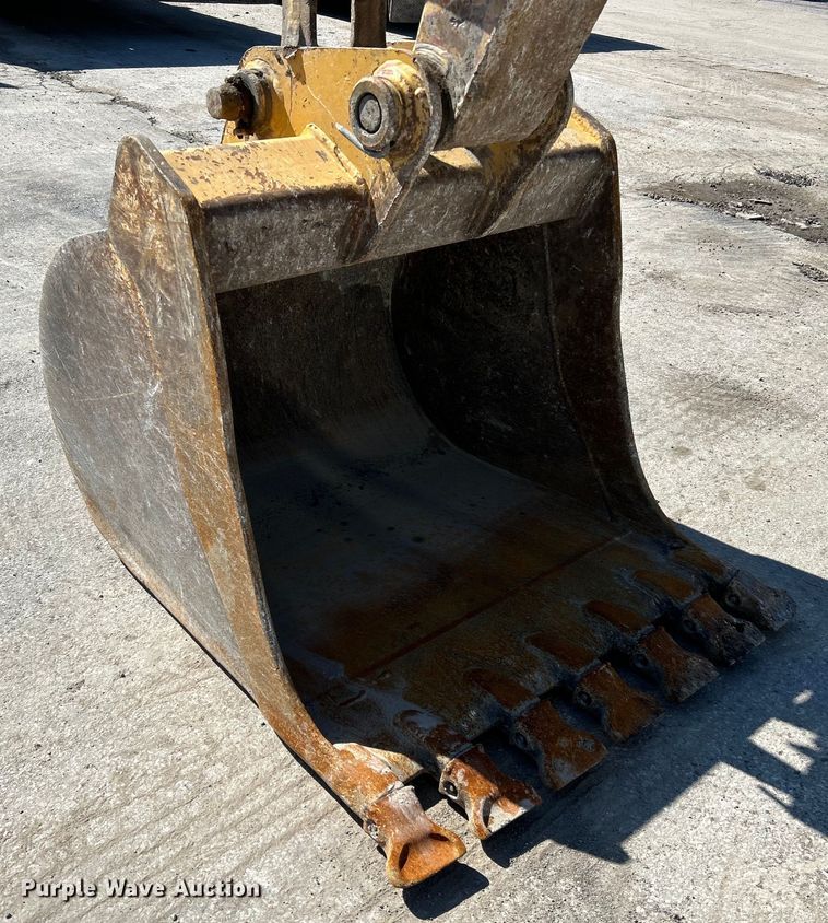 image for item EK4395 2007 John Deere 75C excavator