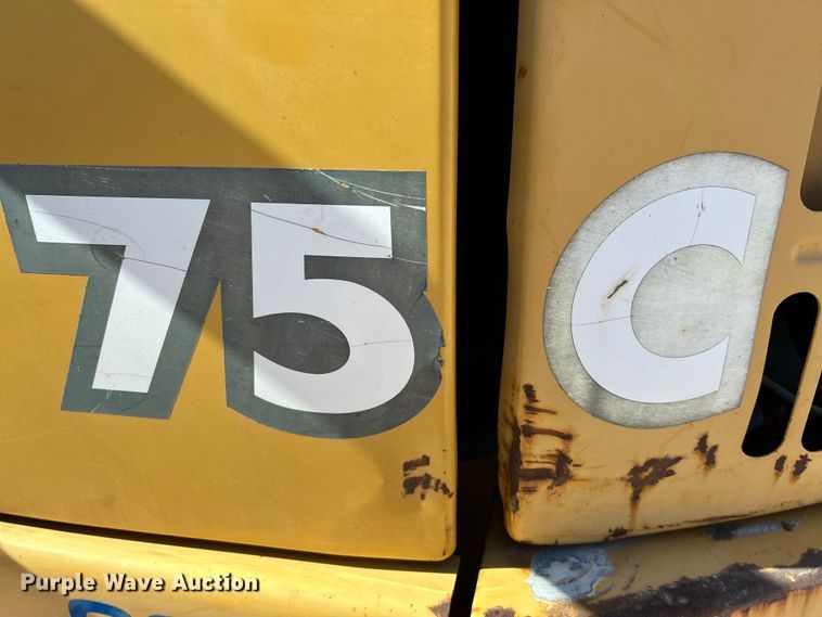 image for item EK4395 2007 John Deere 75C excavator