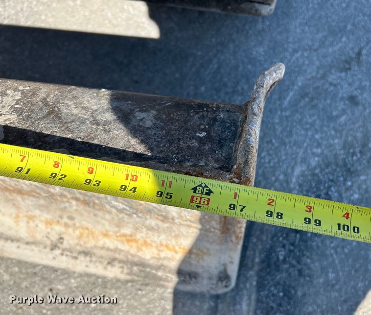 image for item EK4395 2007 John Deere 75C excavator