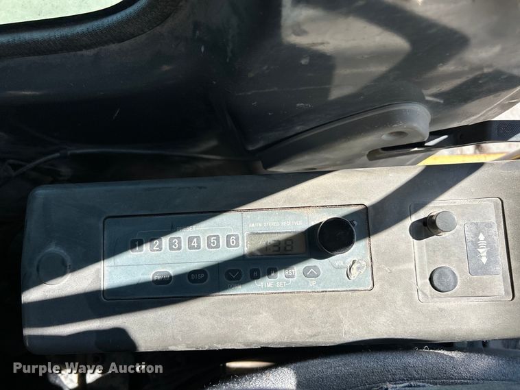 image for item EK4395 2007 John Deere 75C excavator