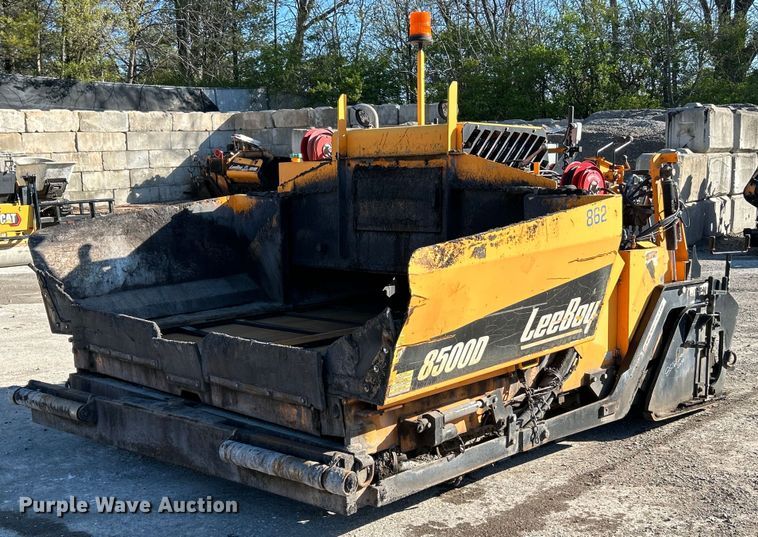 image for item EK4396 2017 LeeBoy 8500D paver