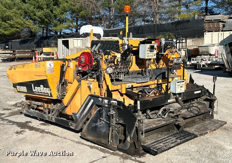 image for item EK4396 2017 LeeBoy 8500D paver