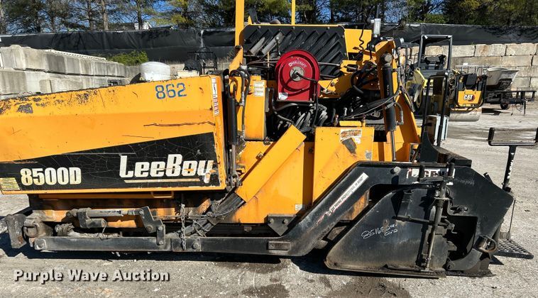 image for item EK4396 2017 LeeBoy 8500D paver