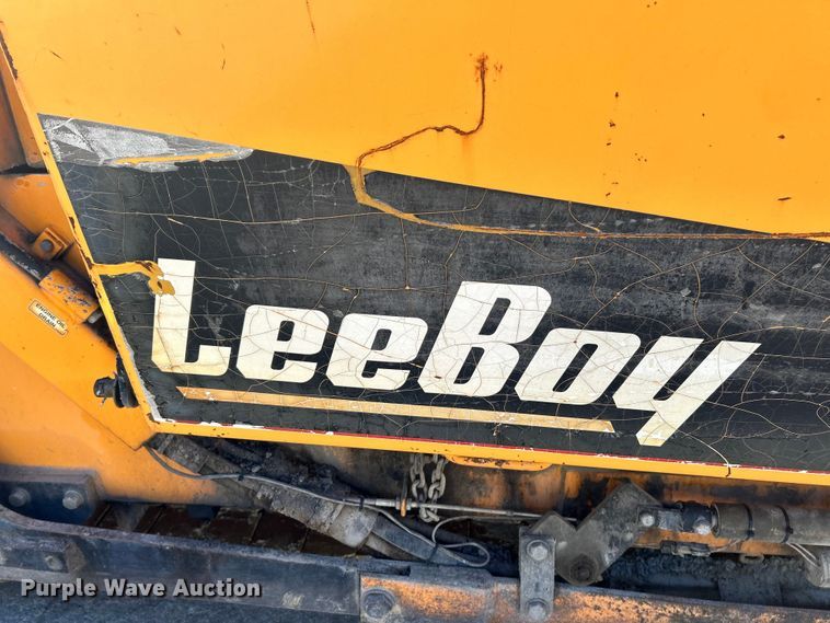 image for item EK4396 2017 LeeBoy 8500D paver