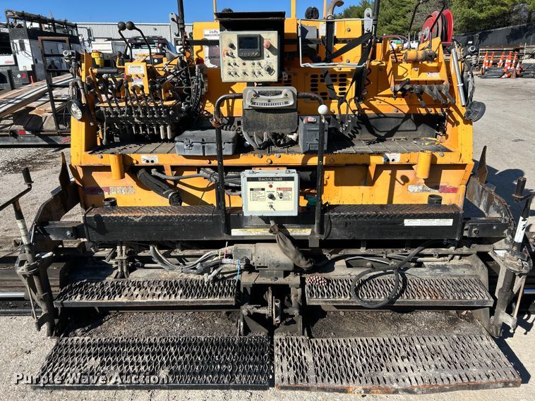 image for item EK4396 2017 LeeBoy 8500D paver