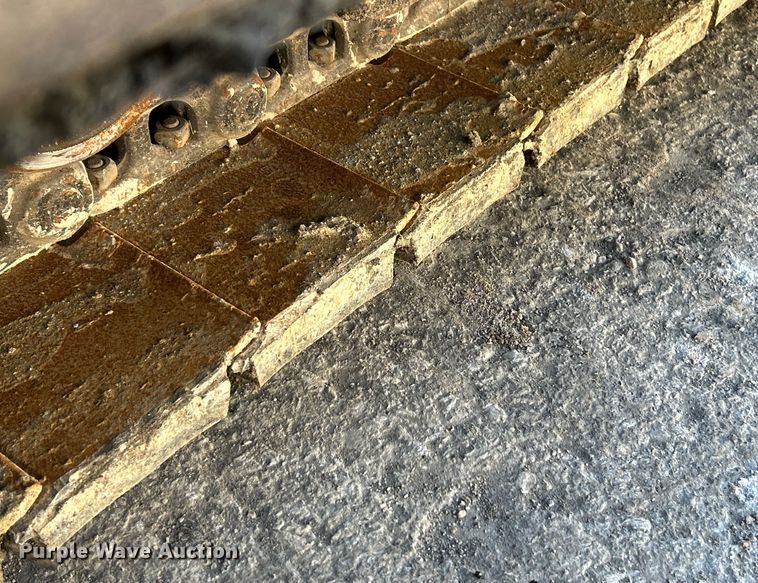 image for item EK4396 2017 LeeBoy 8500D paver