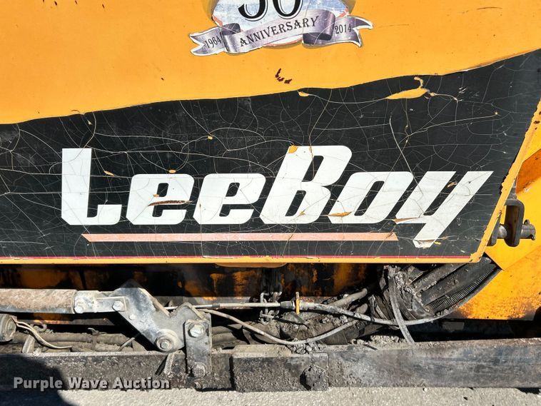 image for item EK4397 2015 LeeBoy 8500C paver