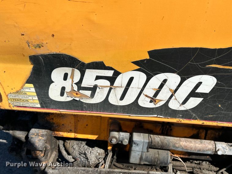 image for item EK4397 2015 LeeBoy 8500C paver